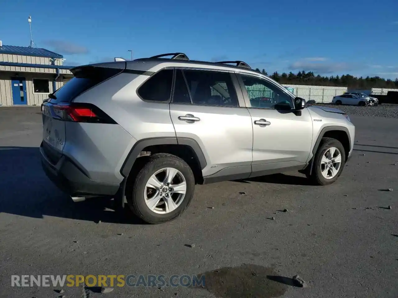 3 Photograph of a damaged car 2T3LWRFV7KW020229 TOYOTA RAV4 2019