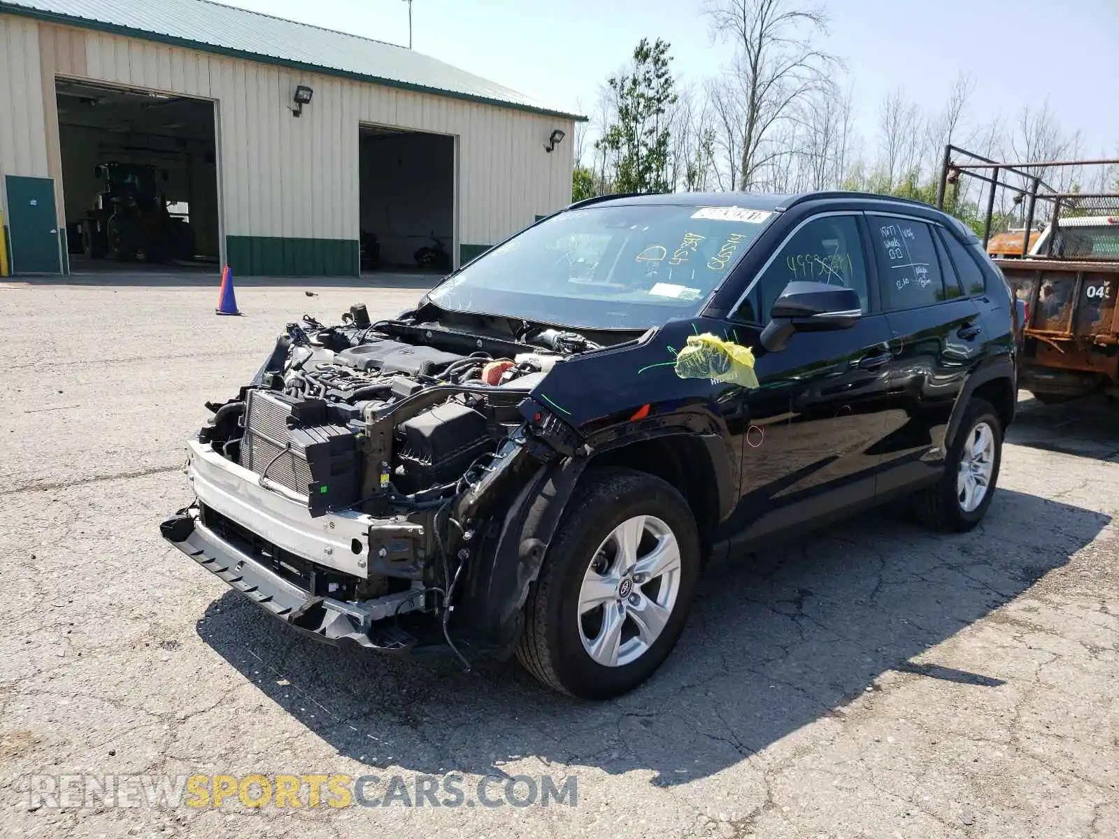 2 Photograph of a damaged car 2T3MWRFV2KW005514 TOYOTA RAV4 2019