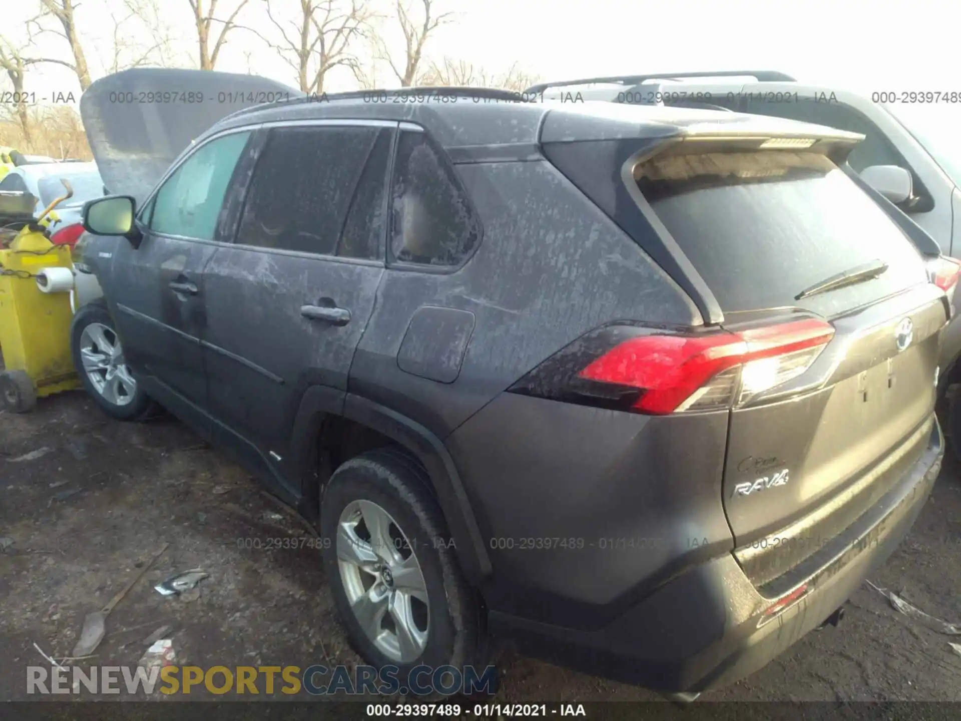 3 Photograph of a damaged car 2T3MWRFV2KW033801 TOYOTA RAV4 2019