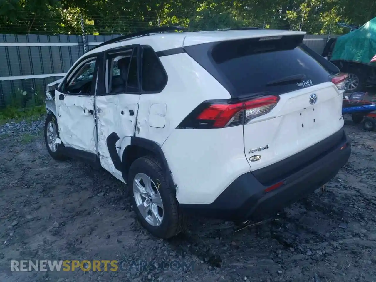 3 Photograph of a damaged car 2T3MWRFV2KW043244 TOYOTA RAV4 2019