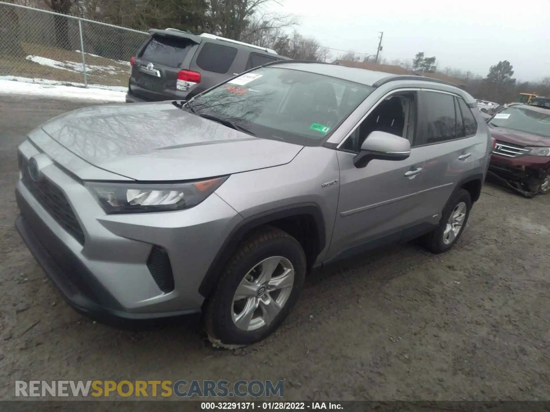 2 Photograph of a damaged car 2T3MWRFV3KW017669 TOYOTA RAV4 2019