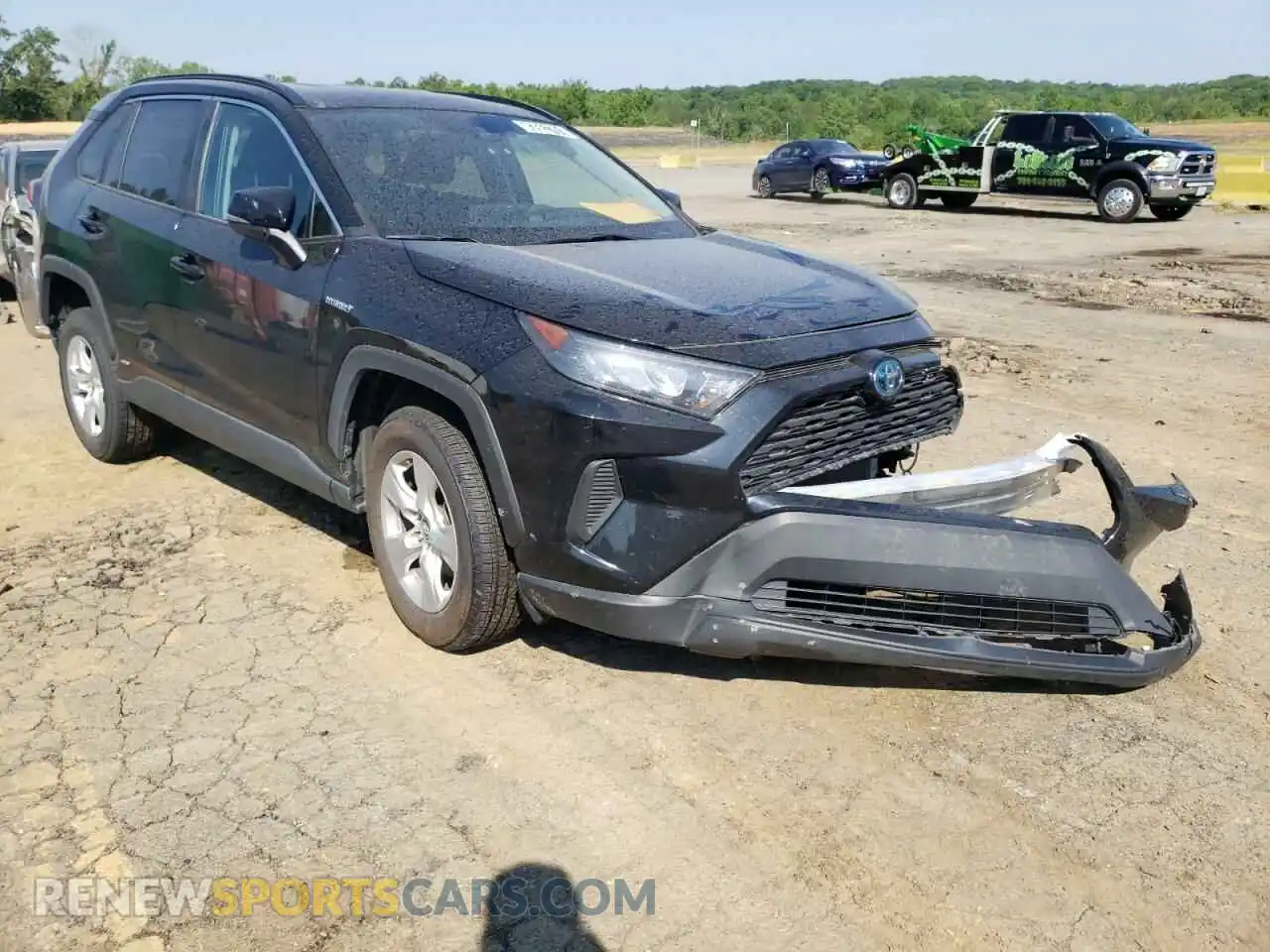 1 Photograph of a damaged car 2T3MWRFV3KW034262 TOYOTA RAV4 2019