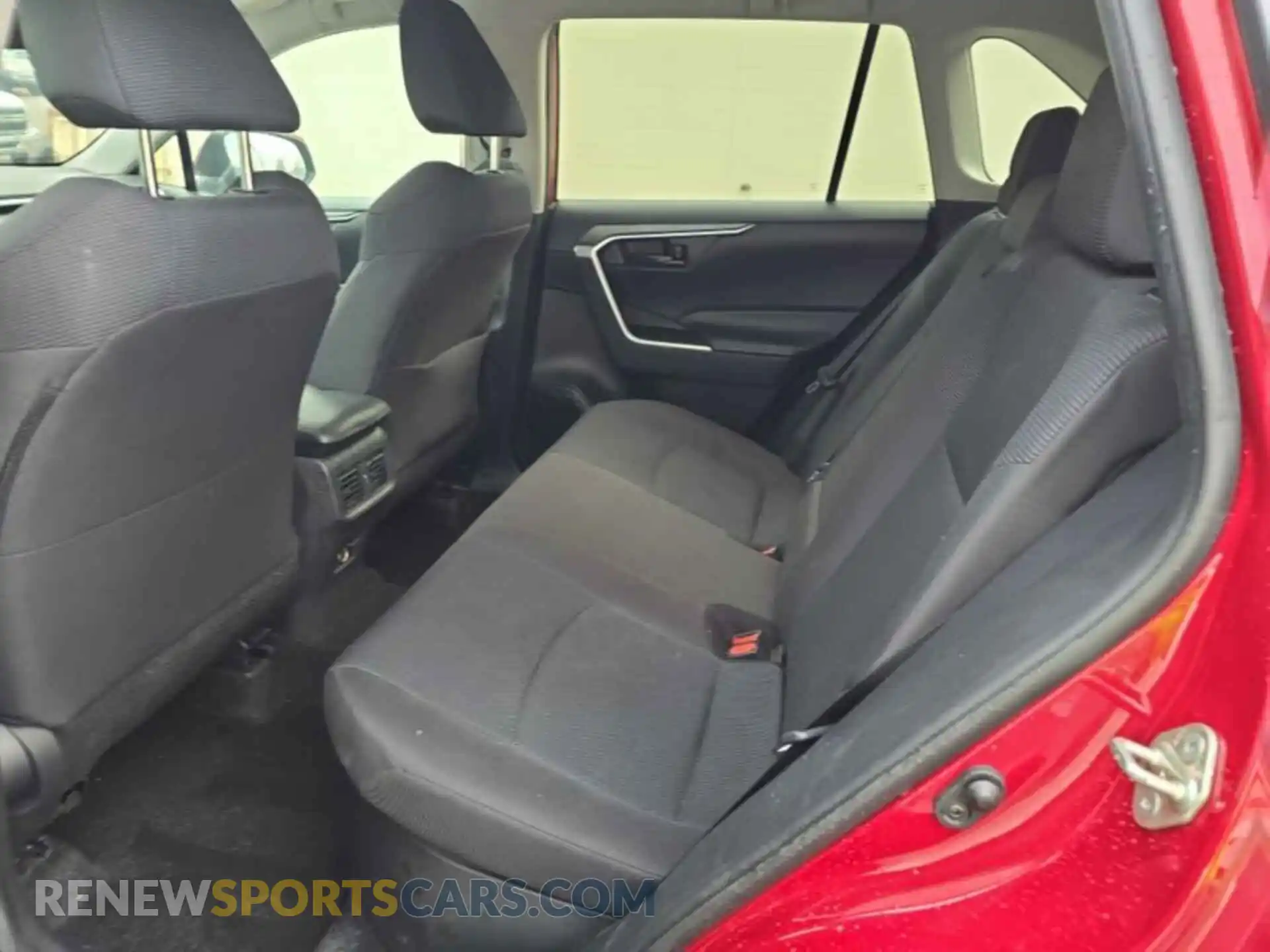 2 Photograph of a damaged car 2T3MWRFV3KW041700 TOYOTA RAV4 2019