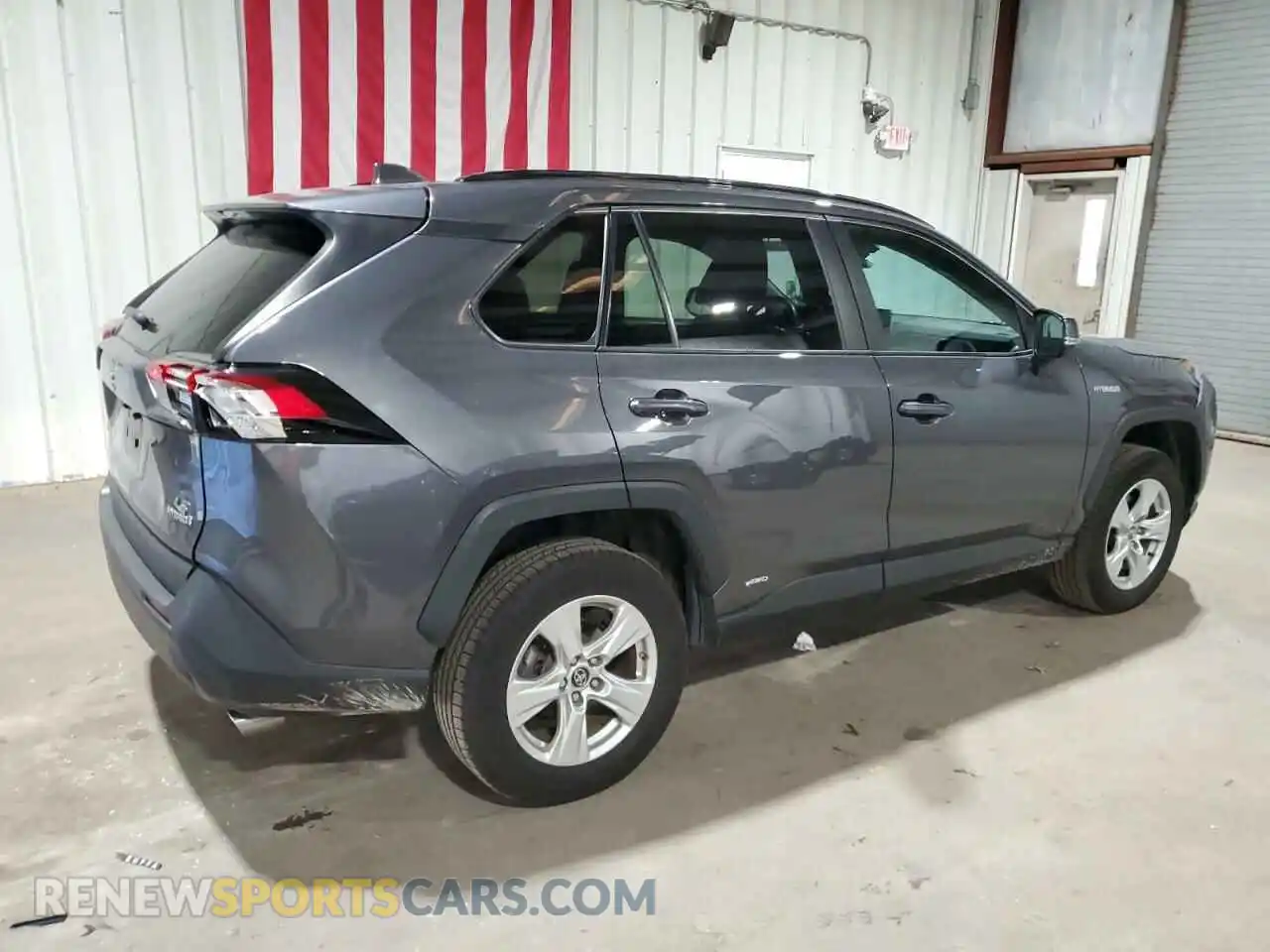 3 Photograph of a damaged car 2T3MWRFV6KW010408 TOYOTA RAV4 2019