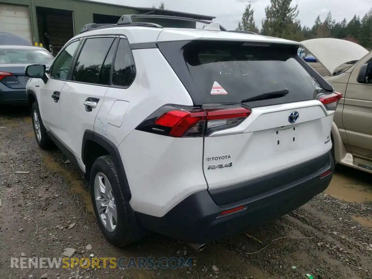 3 Photograph of a damaged car 2T3MWRFV8KW026688 TOYOTA RAV4 2019