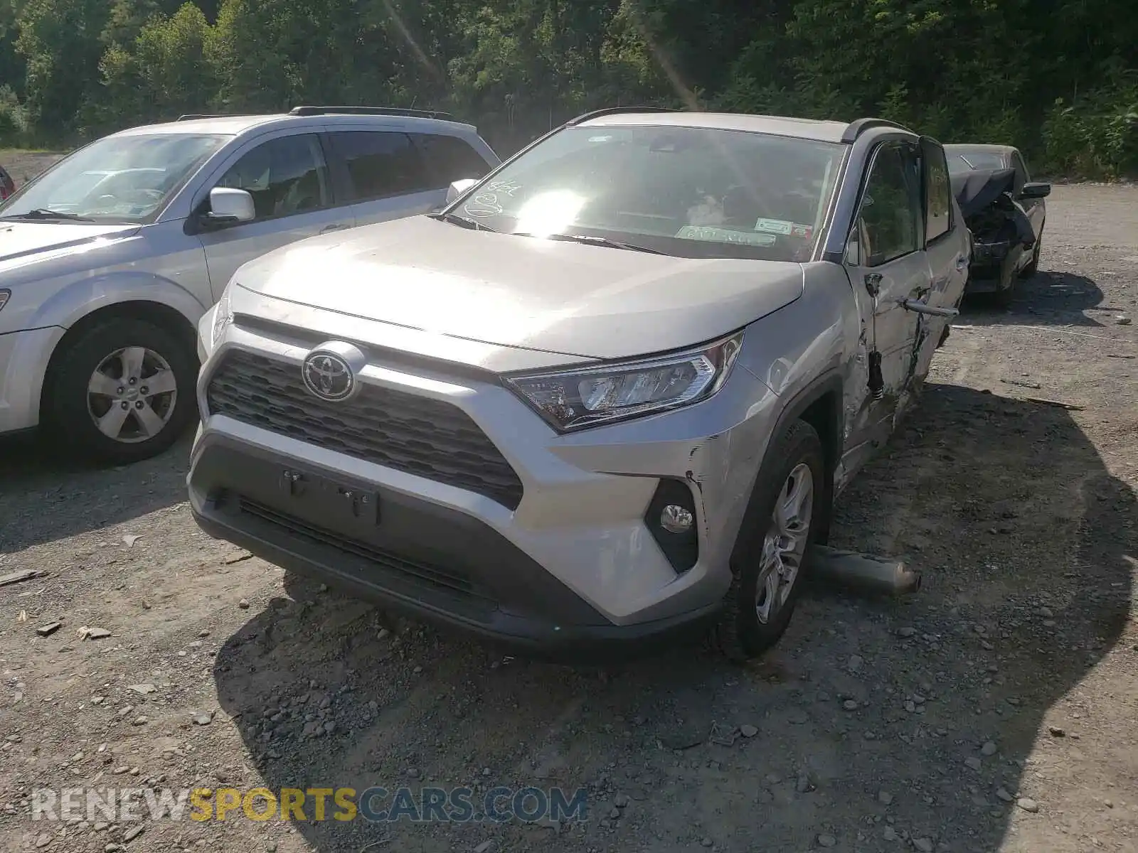 2 Photograph of a damaged car 2T3P1RFV0KC034040 TOYOTA RAV4 2019