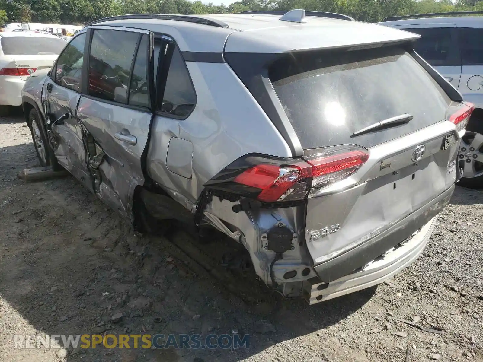 3 Photograph of a damaged car 2T3P1RFV0KC034040 TOYOTA RAV4 2019