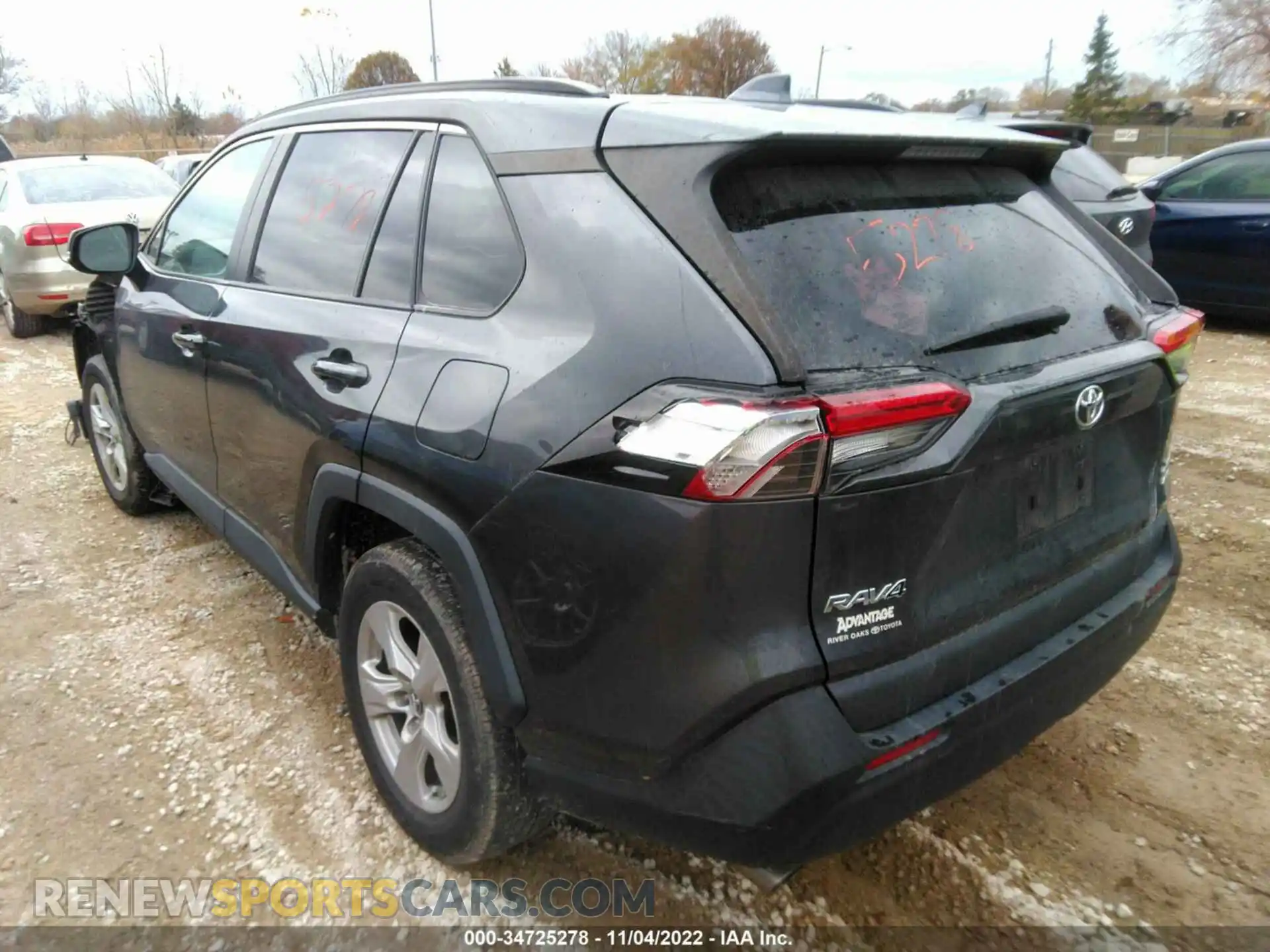 3 Photograph of a damaged car 2T3P1RFV0KW030231 TOYOTA RAV4 2019