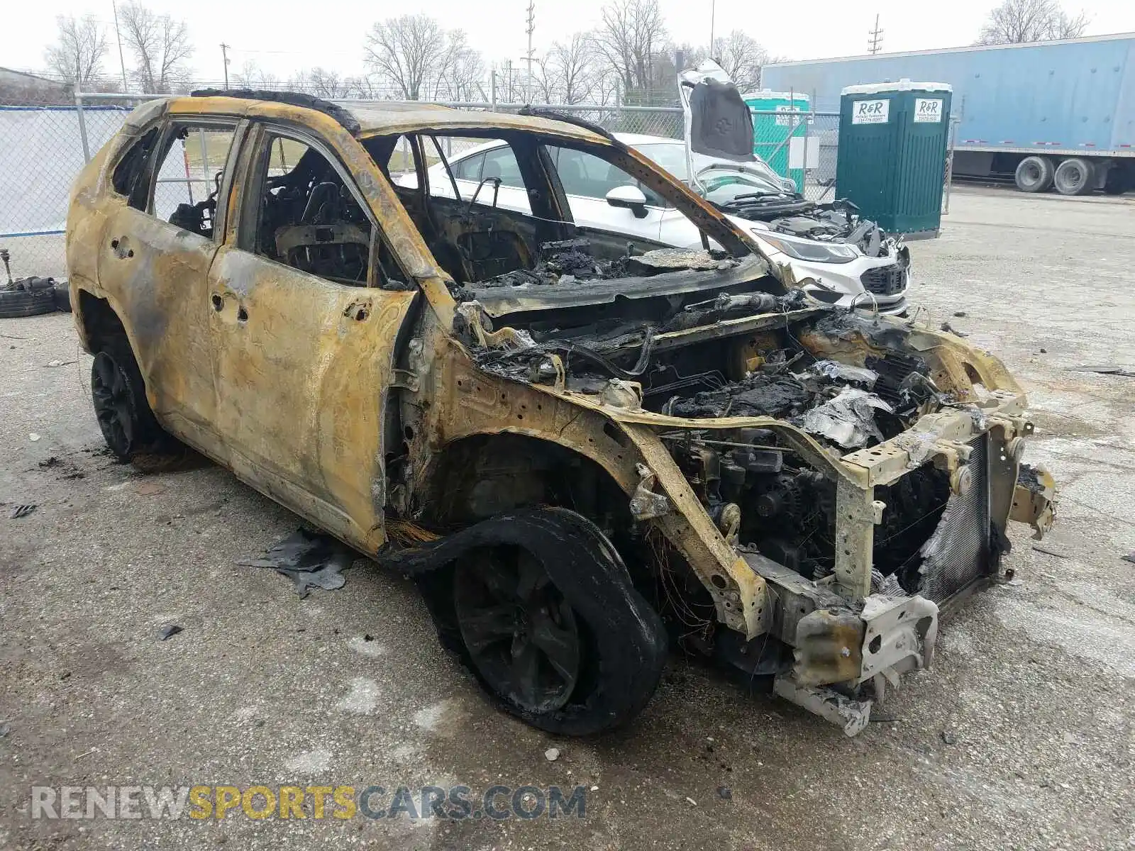 1 Photograph of a damaged car 2T3P1RFV1KC022043 TOYOTA RAV4 2019