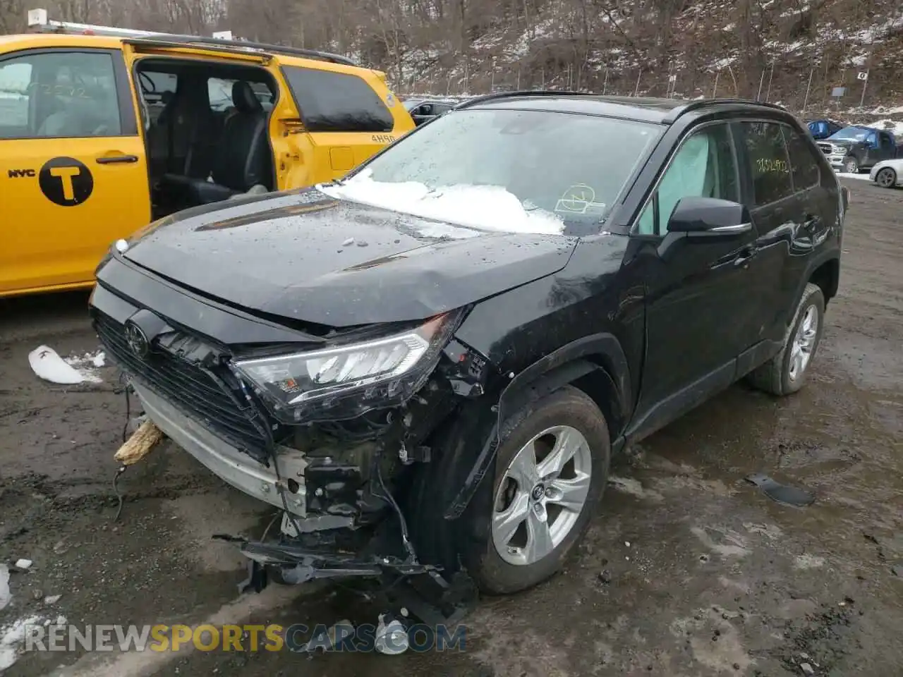 2 Photograph of a damaged car 2T3P1RFV1KW053341 TOYOTA RAV4 2019