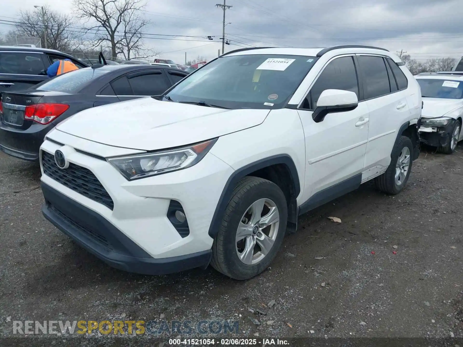 2 Photograph of a damaged car 2T3P1RFV1KW079440 TOYOTA RAV4 2019