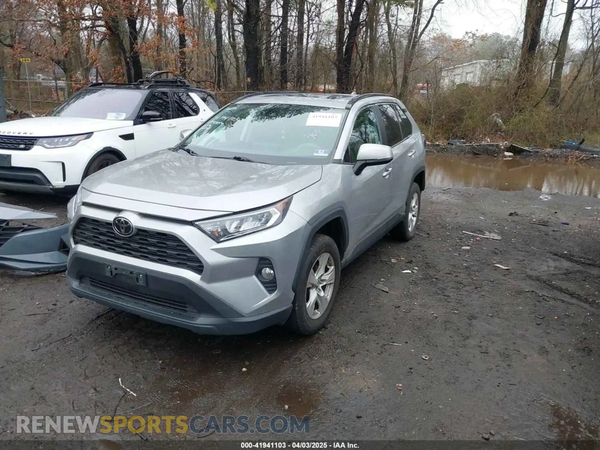 2 Photograph of a damaged car 2T3P1RFV2KC002870 TOYOTA RAV4 2019