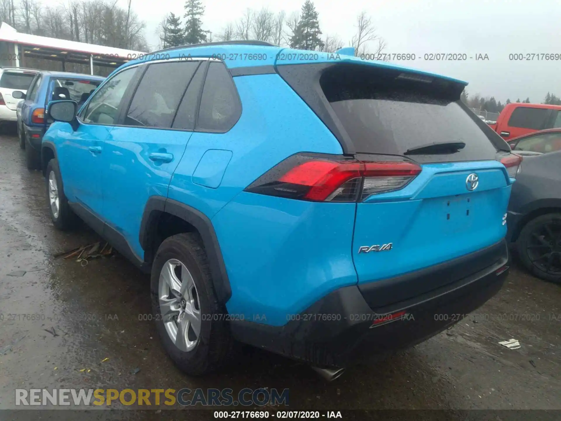 3 Photograph of a damaged car 2T3P1RFV2KC002948 TOYOTA RAV4 2019