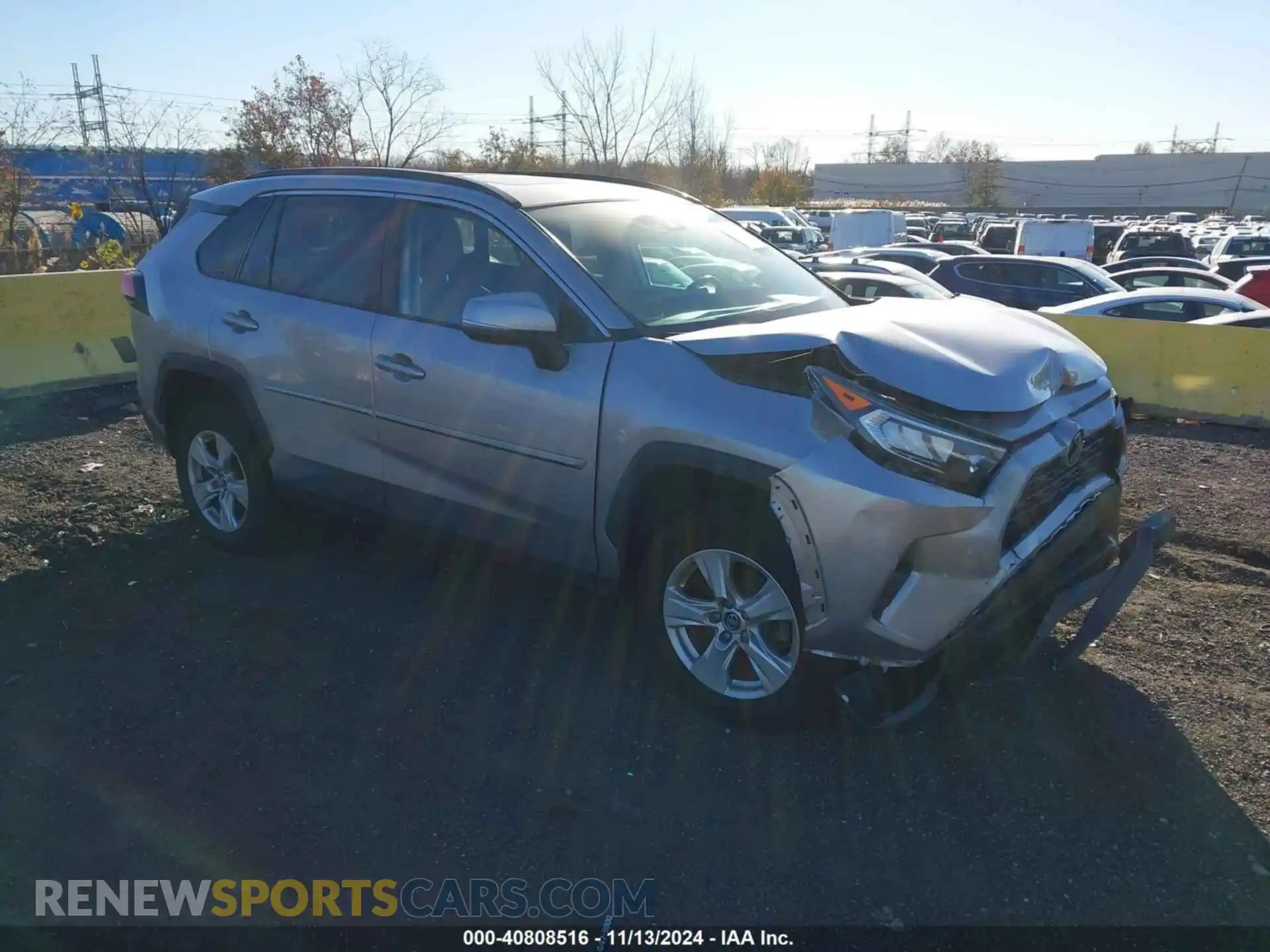 1 Photograph of a damaged car 2T3P1RFV2KC031186 TOYOTA RAV4 2019