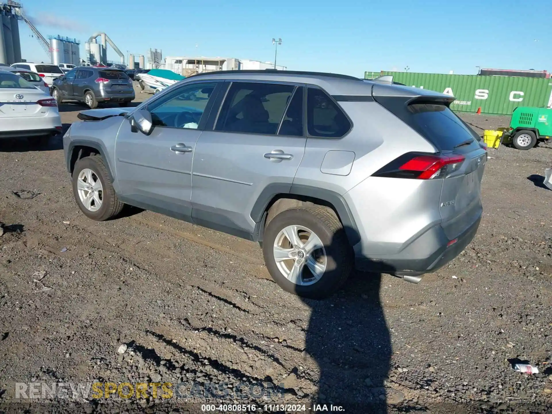 3 Photograph of a damaged car 2T3P1RFV2KC031186 TOYOTA RAV4 2019