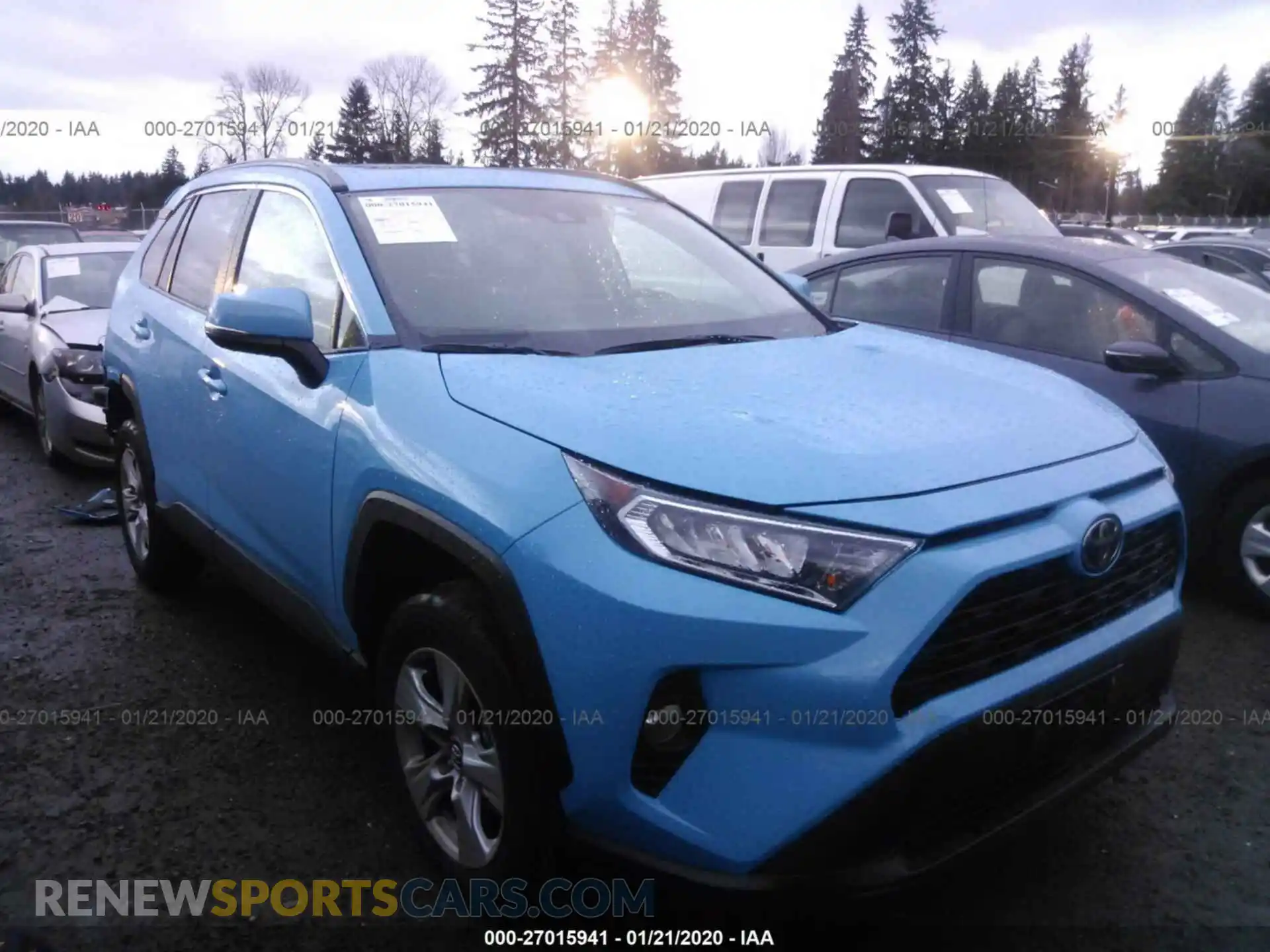 1 Photograph of a damaged car 2T3P1RFV3KC007382 TOYOTA RAV4 2019