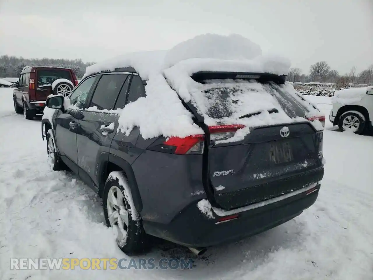 3 Photograph of a damaged car 2T3P1RFV3KC011528 TOYOTA RAV4 2019