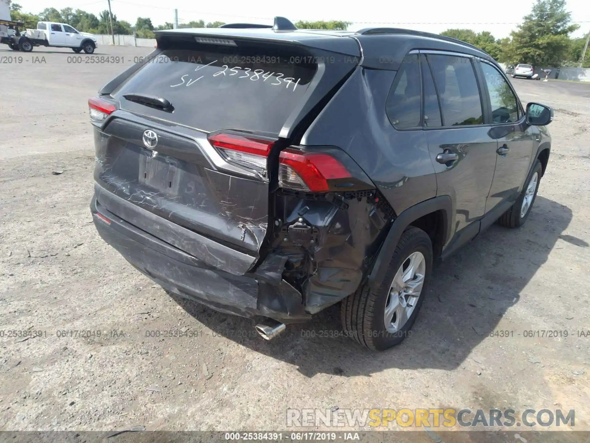 6 Photograph of a damaged car 2T3P1RFV3KW029106 TOYOTA RAV4 2019