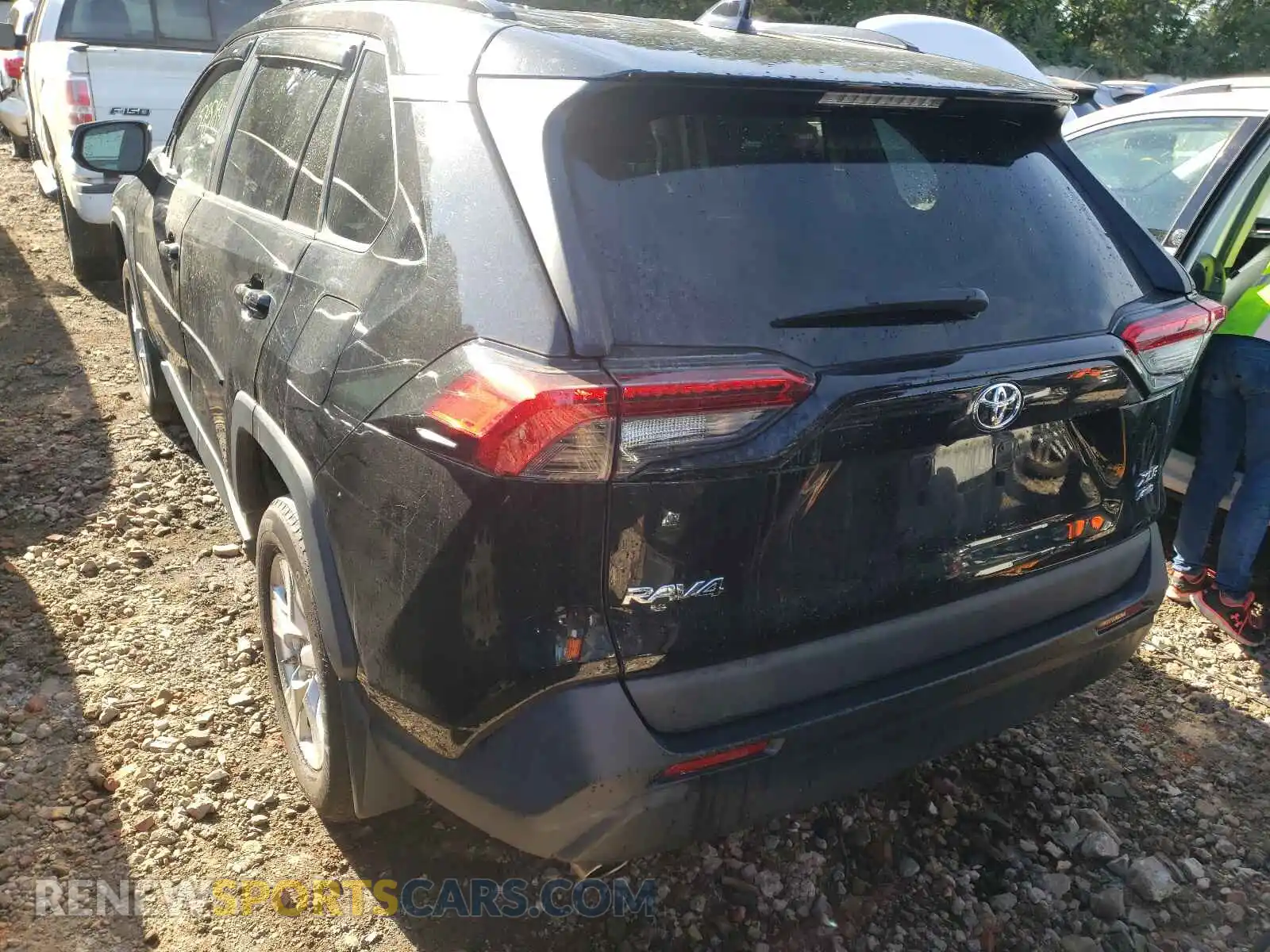 3 Photograph of a damaged car 2T3P1RFV4KC045591 TOYOTA RAV4 2019