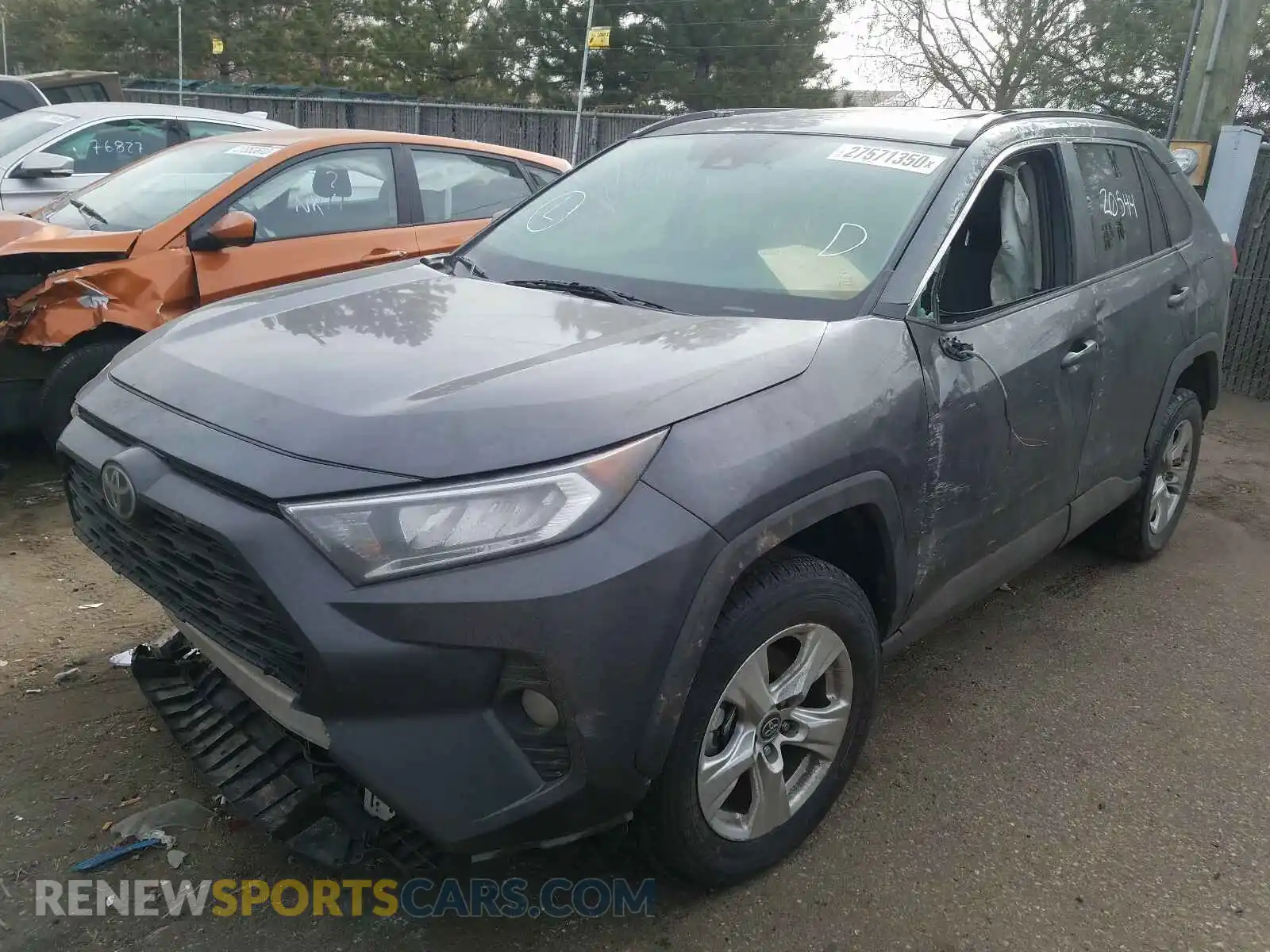 2 Photograph of a damaged car 2T3P1RFV4KW045153 TOYOTA RAV4 2019