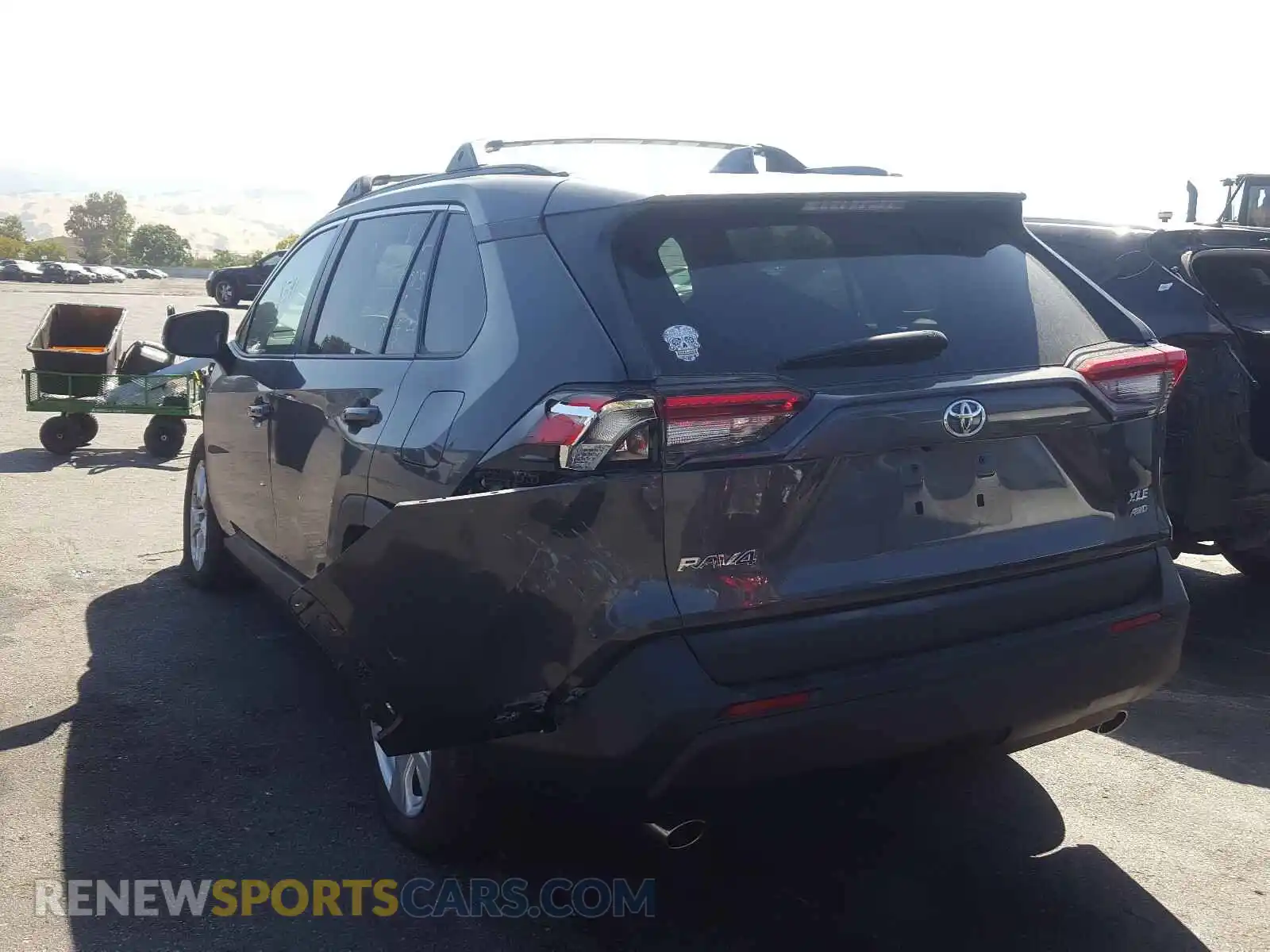 3 Photograph of a damaged car 2T3P1RFV4KW081182 TOYOTA RAV4 2019
