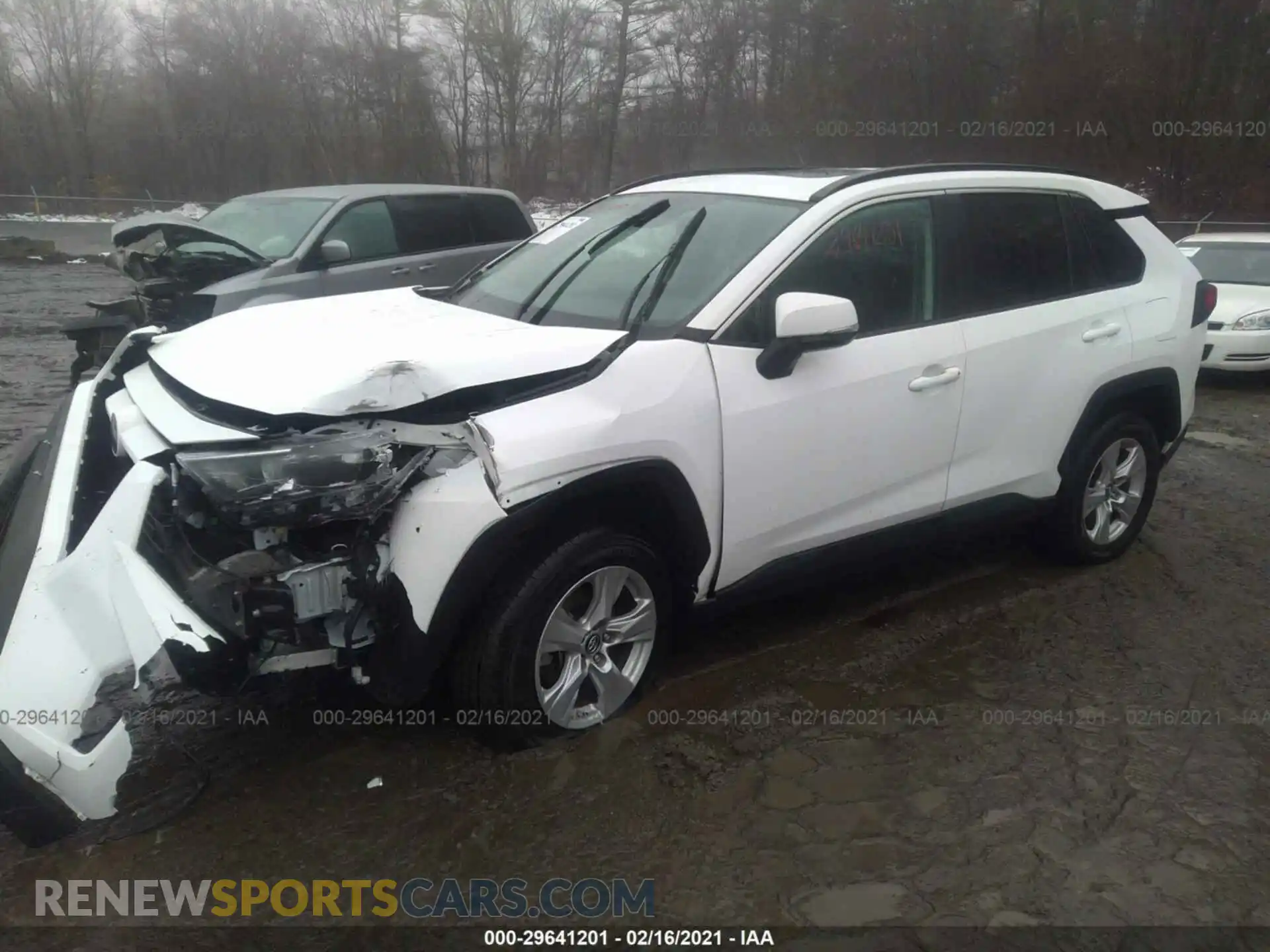 2 Photograph of a damaged car 2T3P1RFV5KC012051 TOYOTA RAV4 2019