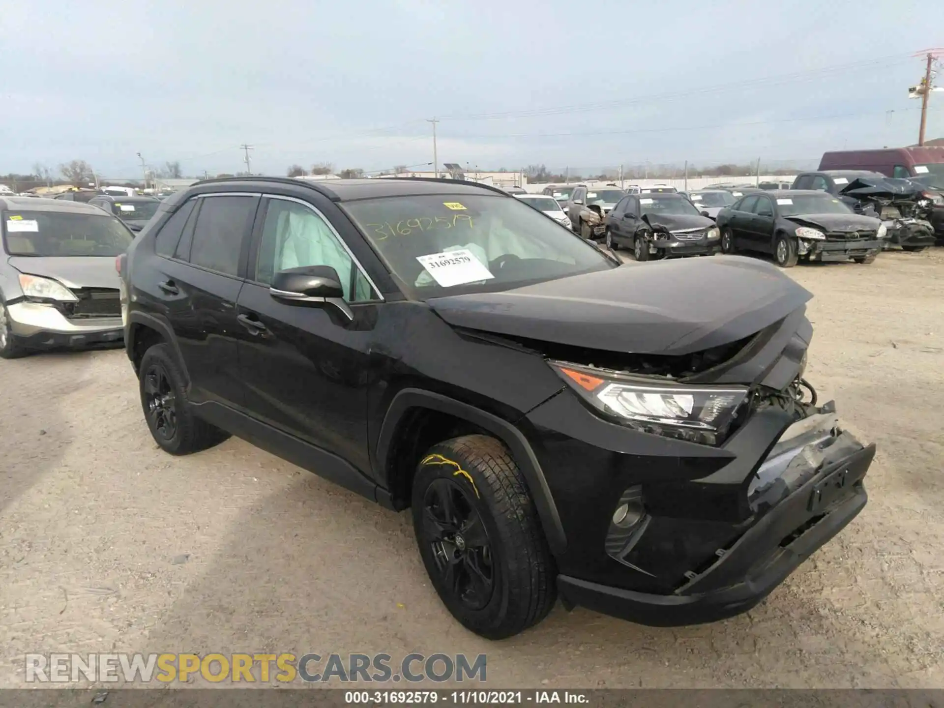 1 Photograph of a damaged car 2T3P1RFV5KW051253 TOYOTA RAV4 2019