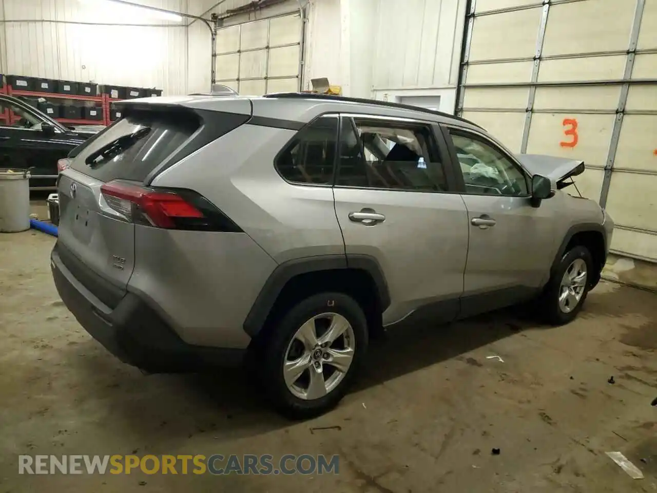 3 Photograph of a damaged car 2T3P1RFV5KW052211 TOYOTA RAV4 2019