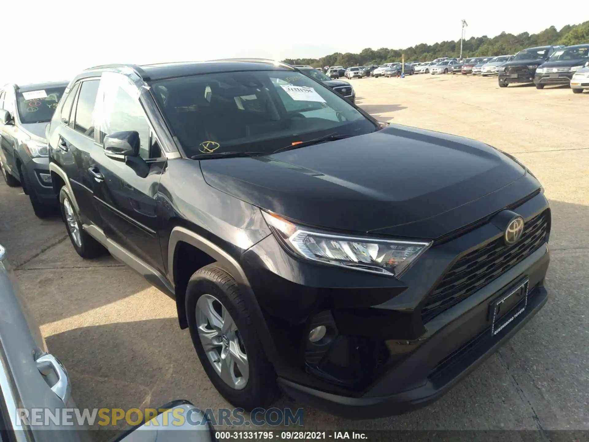 1 Фотография поврежденного автомобиля 2T3P1RFV6KC019641 TOYOTA RAV4 2019