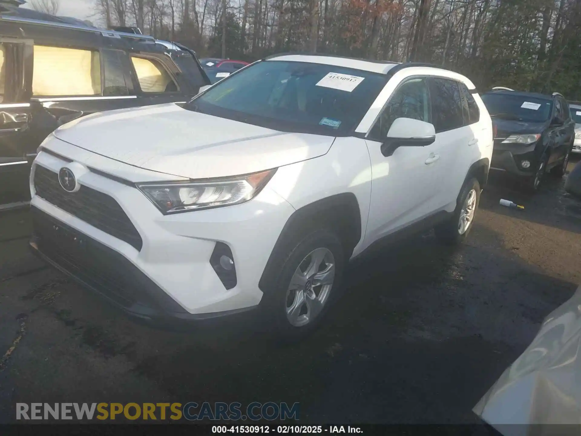 2 Photograph of a damaged car 2T3P1RFV7KC034696 TOYOTA RAV4 2019