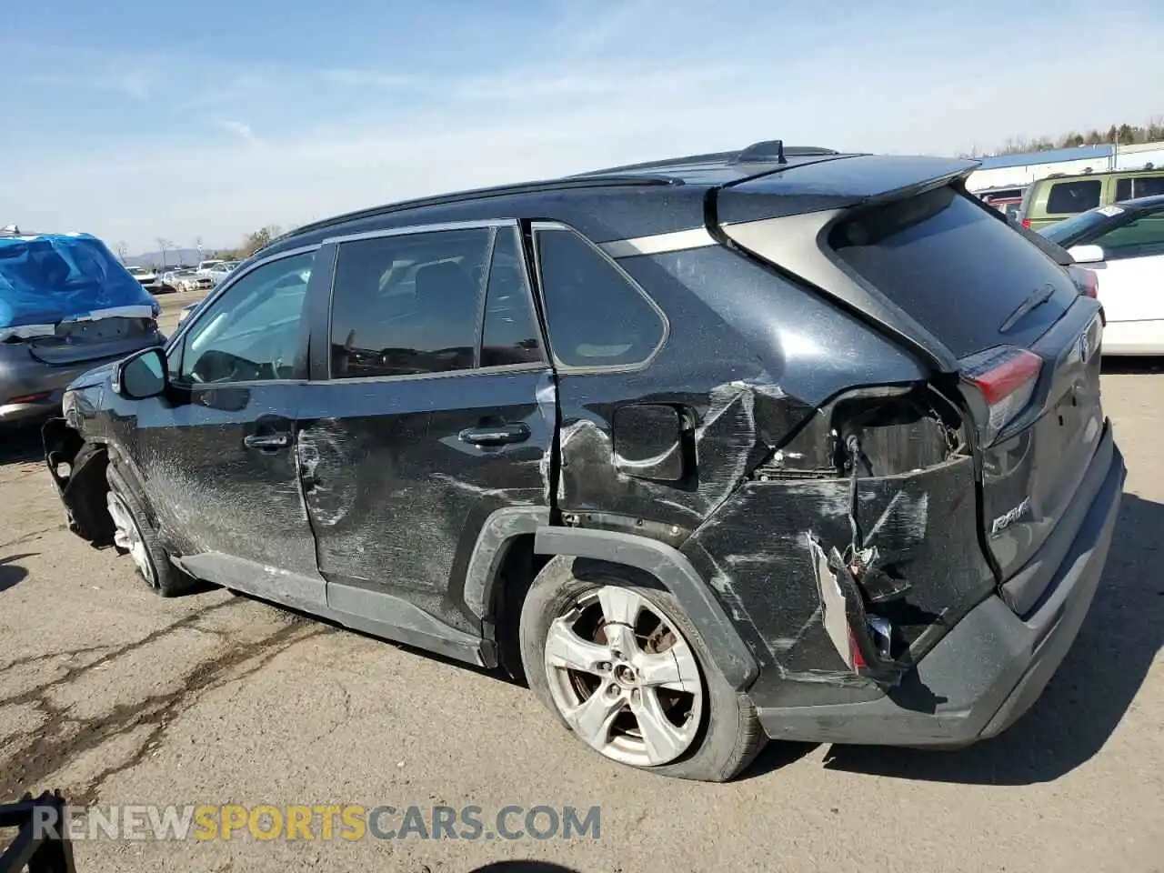 2 Photograph of a damaged car 2T3P1RFV7KW029237 TOYOTA RAV4 2019