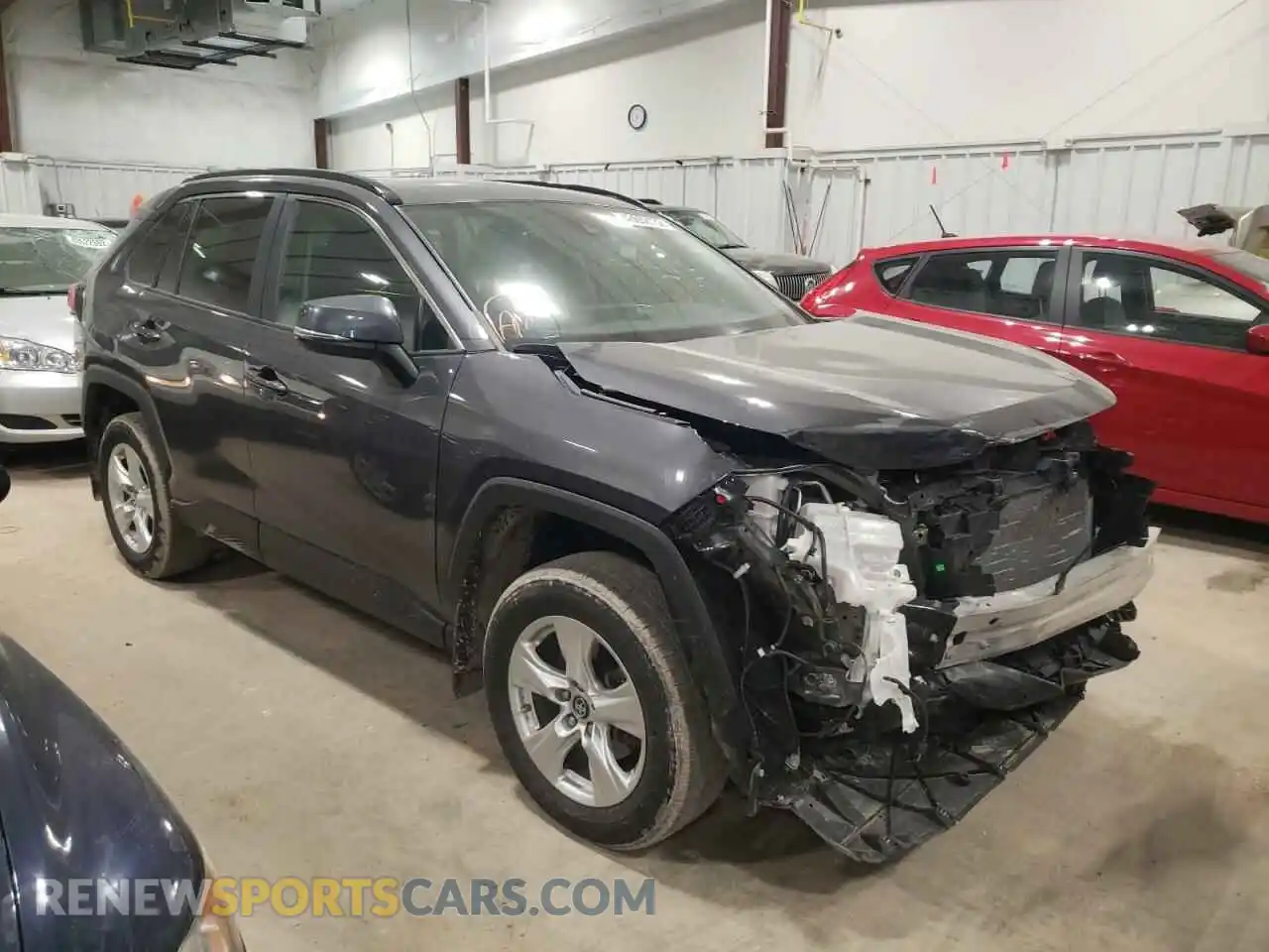1 Photograph of a damaged car 2T3P1RFV7KW042196 TOYOTA RAV4 2019