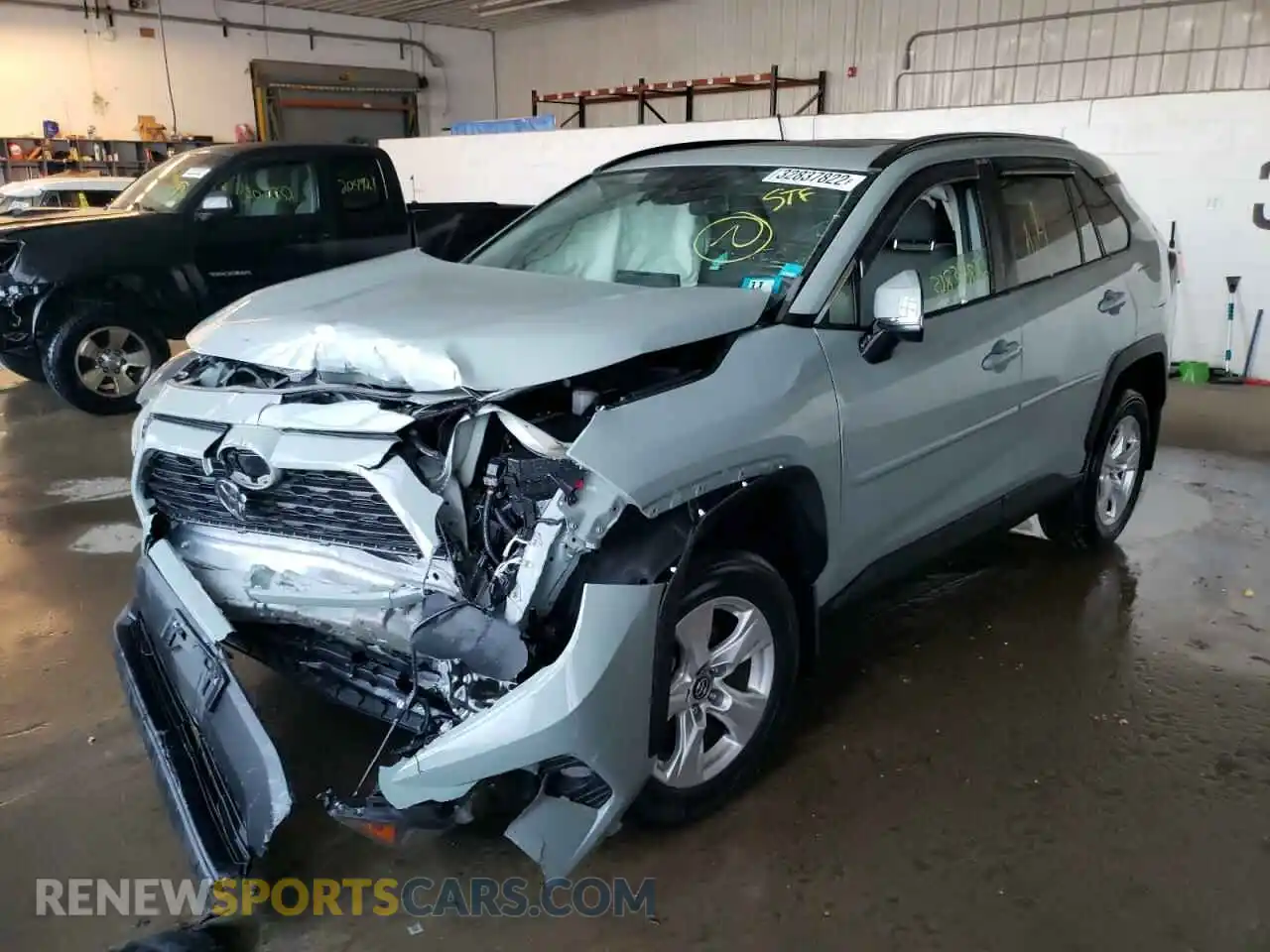 2 Photograph of a damaged car 2T3P1RFV8KC015607 TOYOTA RAV4 2019