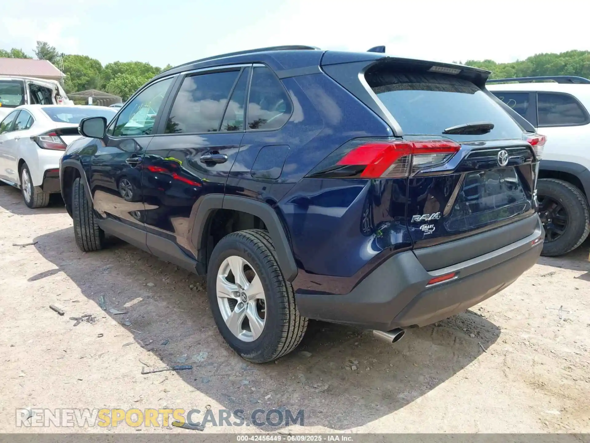 3 fotografías del automóvil dañado 2T3P1RFV9KW043057 TOYOTA RAV4 2019