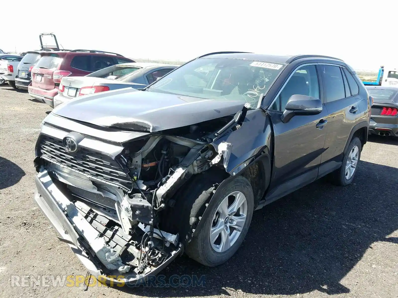 2 Photograph of a damaged car 2T3P1RFVXKW063639 TOYOTA RAV4 2019