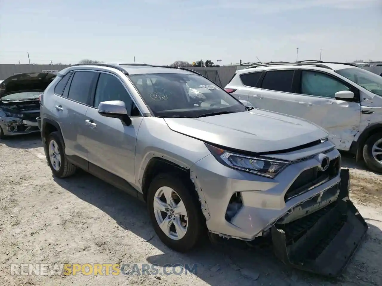 1 Photograph of a damaged car 2T3P1RFVXKW069232 TOYOTA RAV4 2019