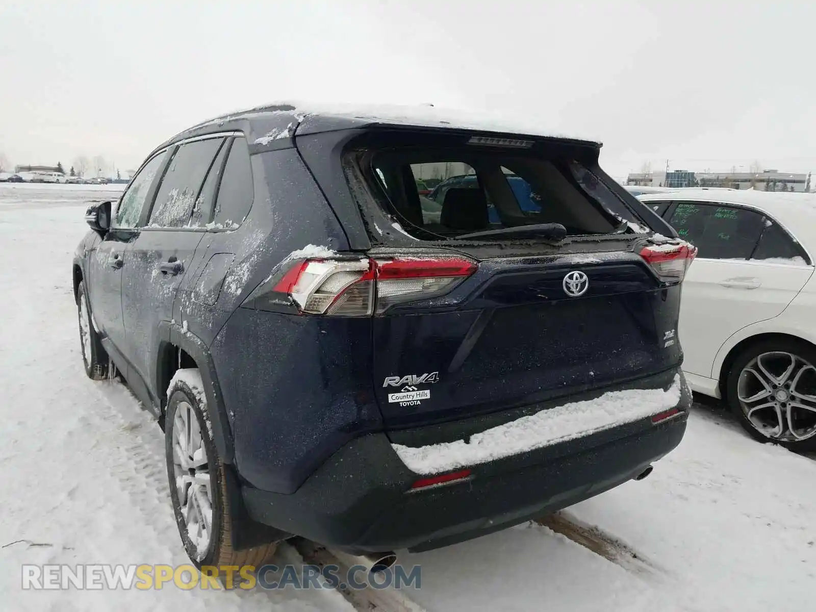 3 Photograph of a damaged car 2T3R1RFV1KC035285 TOYOTA RAV4 2019