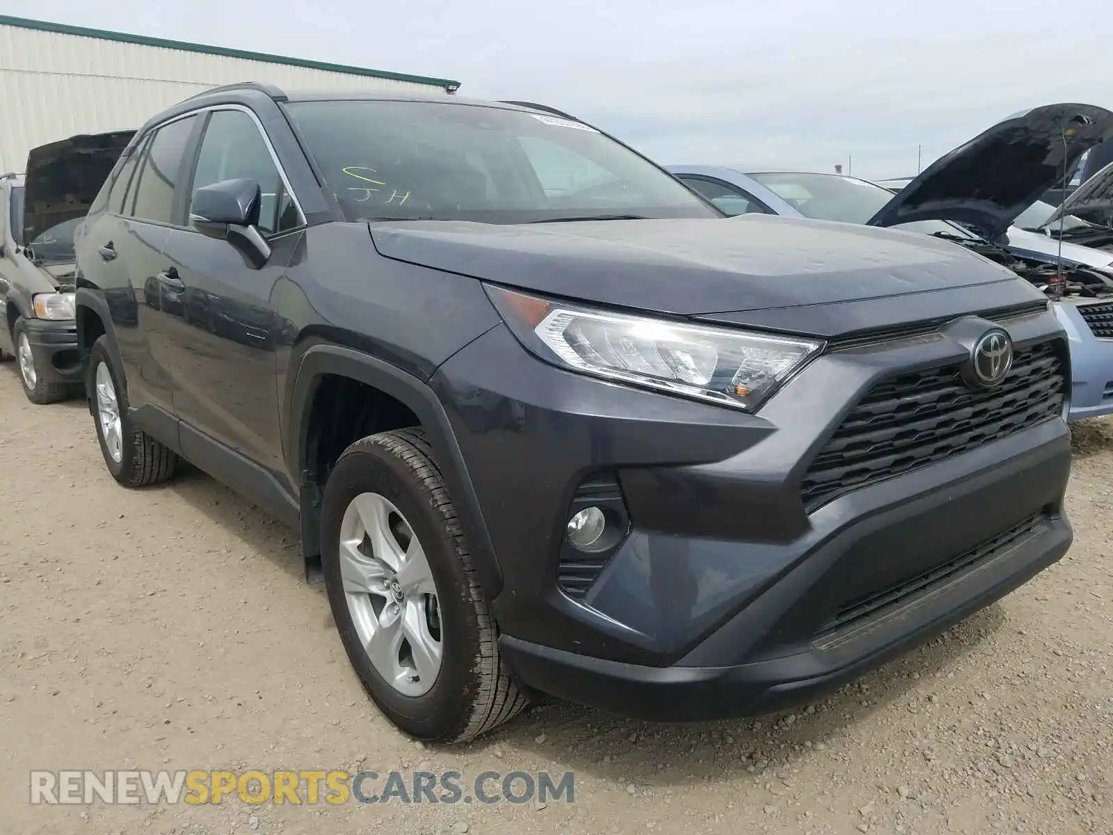 1 Photograph of a damaged car 2T3R1RFVXKC018727 TOYOTA RAV4 2019