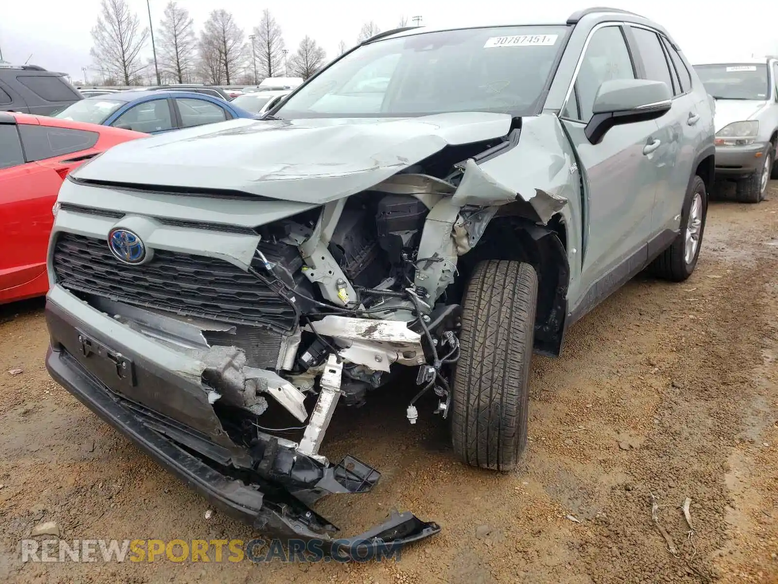 2 Photograph of a damaged car 2T3RWRFV1KW043564 TOYOTA RAV4 2019