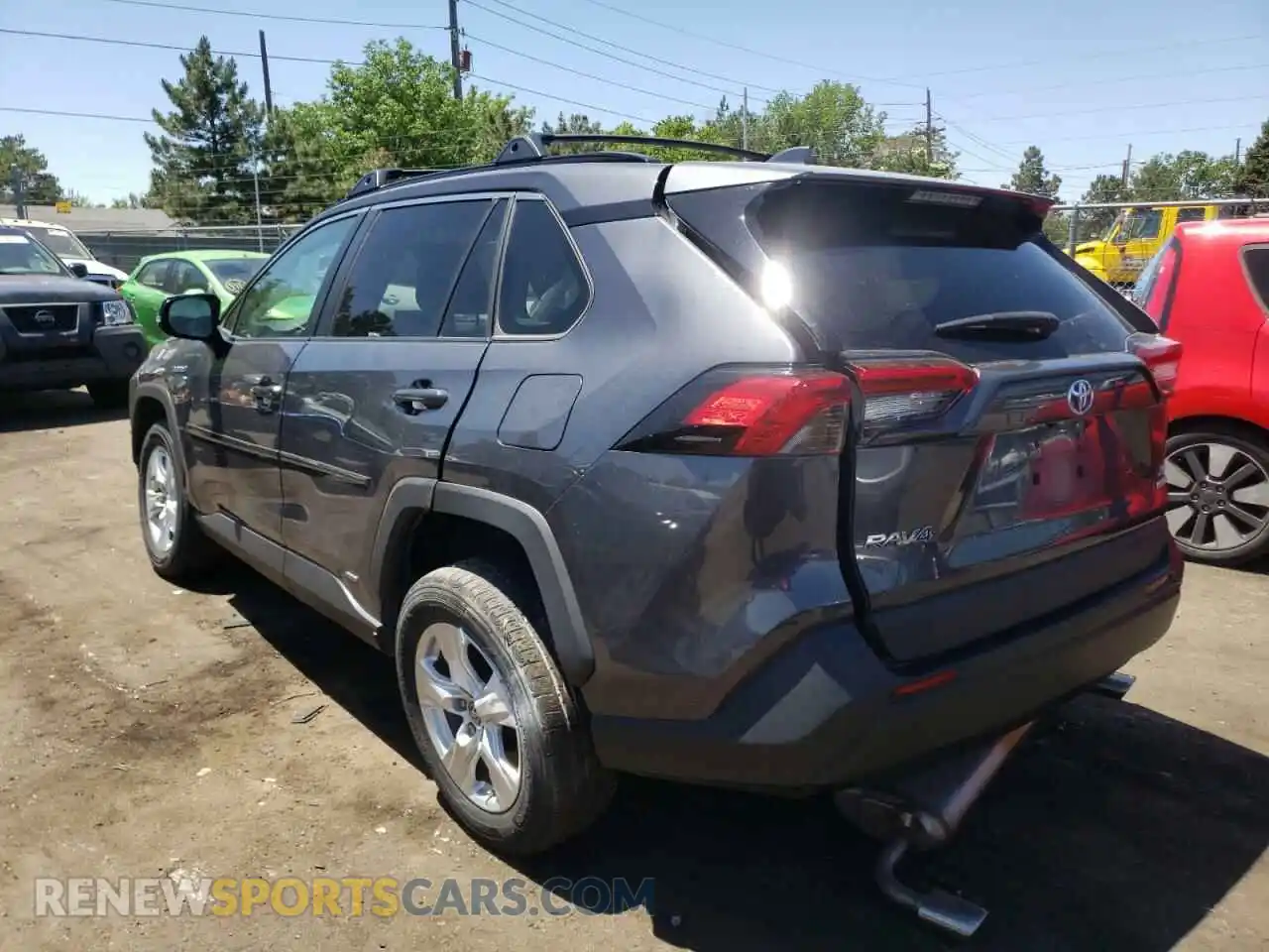 3 Фотография поврежденного автомобиля 2T3RWRFV2KW013702 TOYOTA RAV4 2019