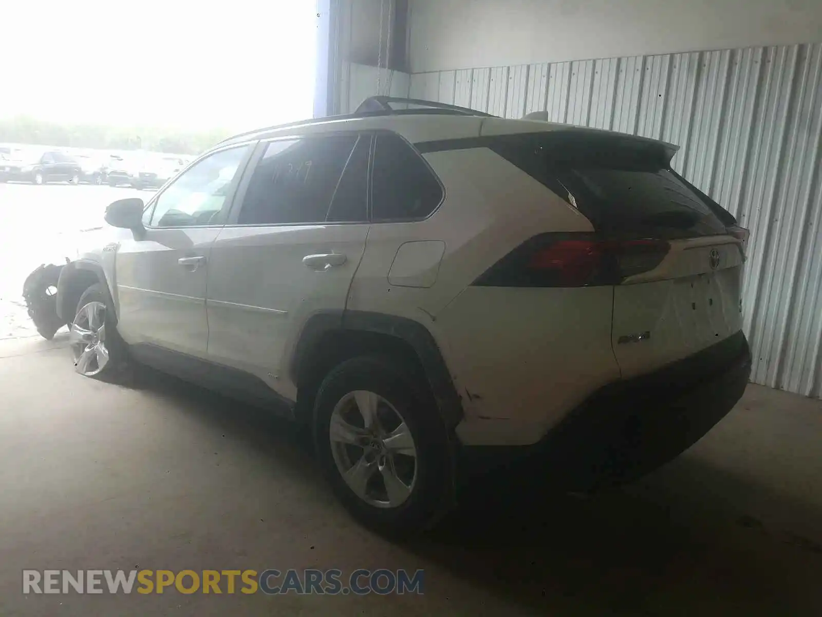 3 Photograph of a damaged car 2T3RWRFV2KW020374 TOYOTA RAV4 2019