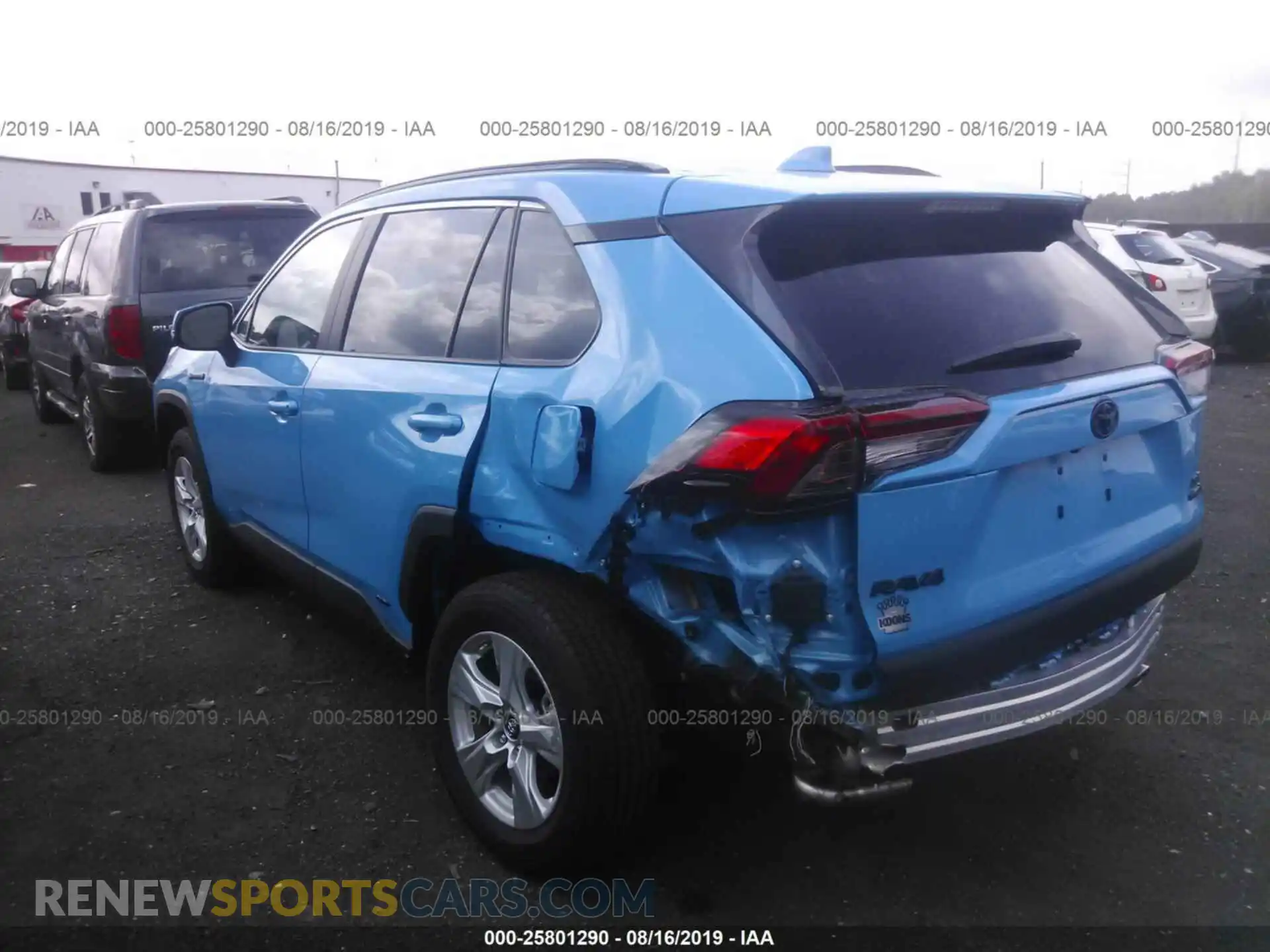3 Photograph of a damaged car 2T3RWRFV2KW023310 TOYOTA RAV4 2019