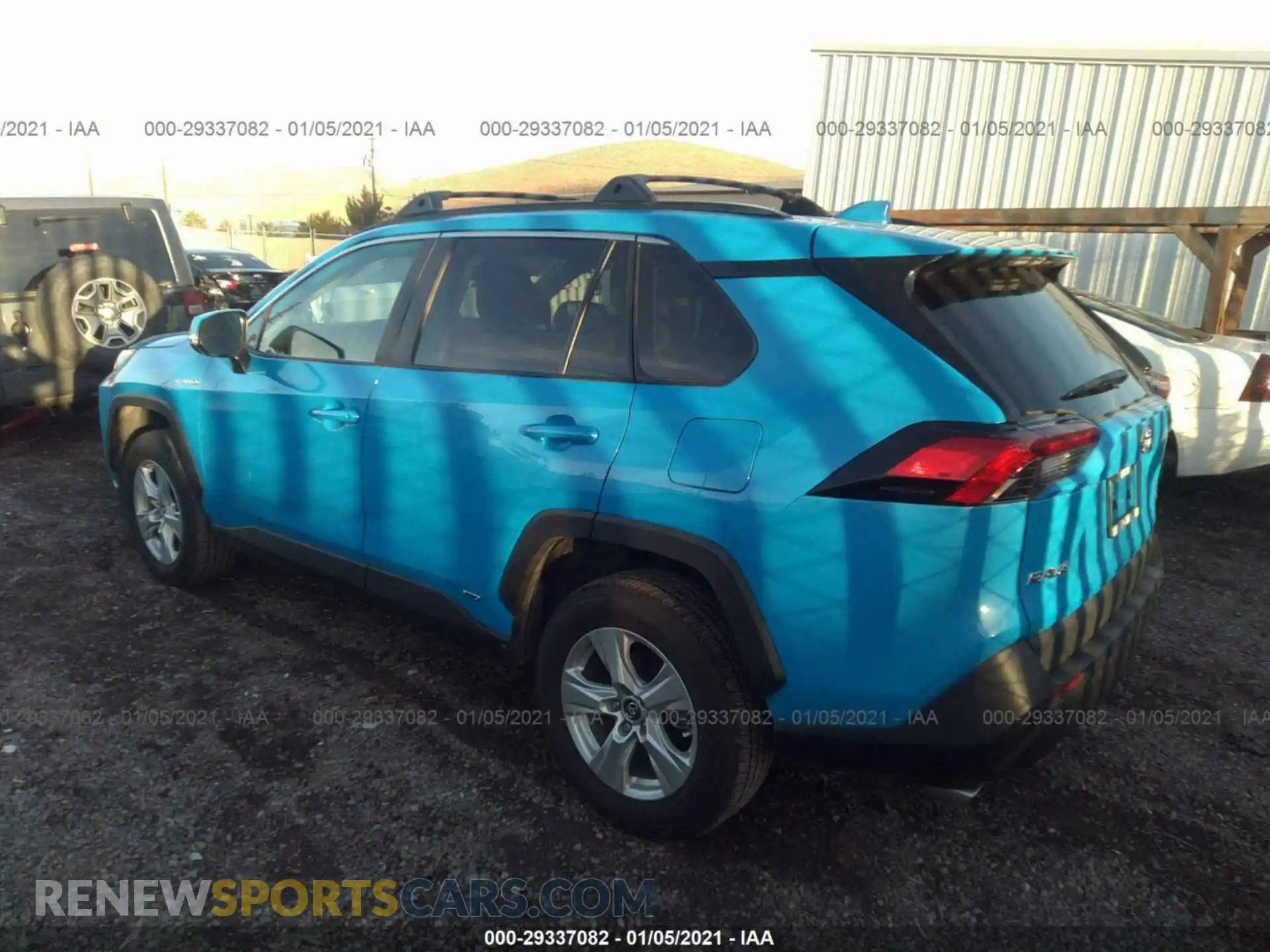 3 Фотография поврежденного автомобиля 2T3RWRFV2KW032055 TOYOTA RAV4 2019