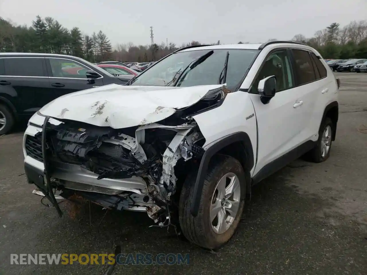 2 Photograph of a damaged car 2T3RWRFV3KW013482 TOYOTA RAV4 2019