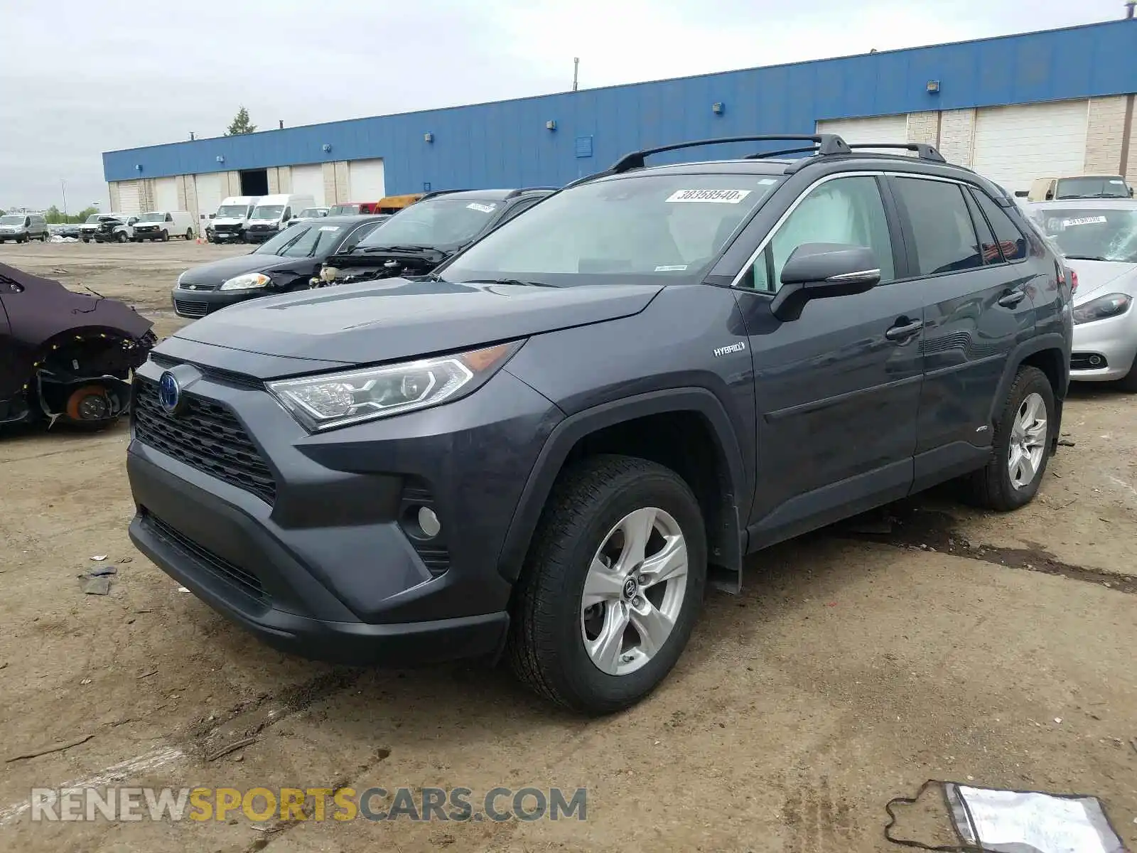 2 Photograph of a damaged car 2T3RWRFV3KW036941 TOYOTA RAV4 2019