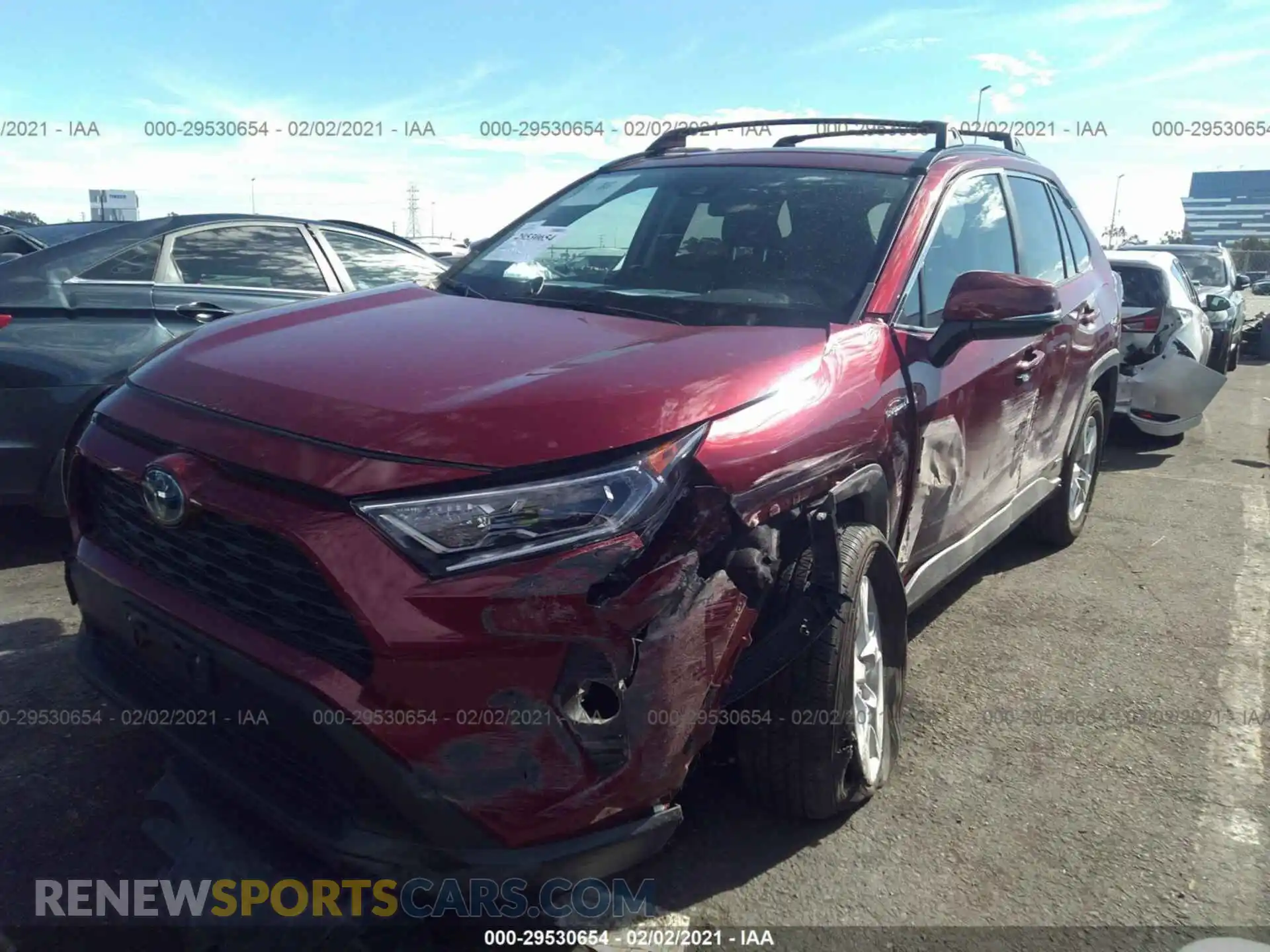 2 Фотография поврежденного автомобиля 2T3RWRFV7KW020113 TOYOTA RAV4 2019