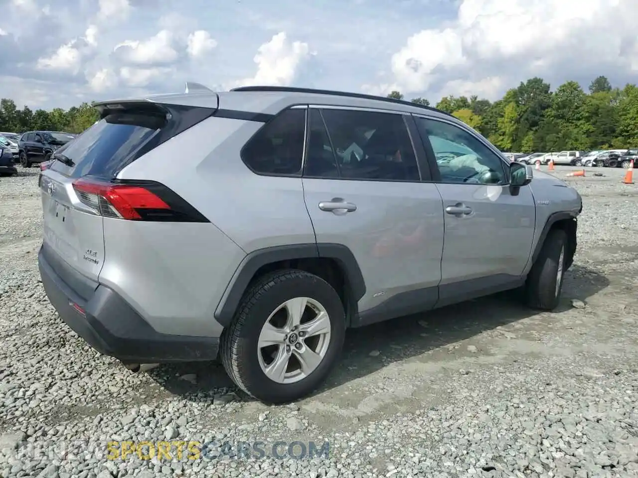 3 Фотография поврежденного автомобиля 2T3RWRFV9KW018332 TOYOTA RAV4 2019