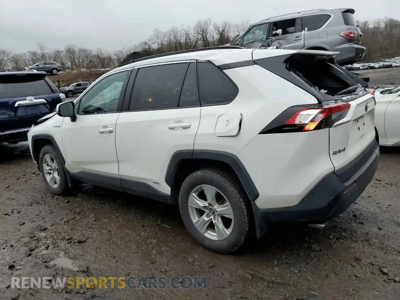 2 Photograph of a damaged car 2T3RWRFVXKW011972 TOYOTA RAV4 2019