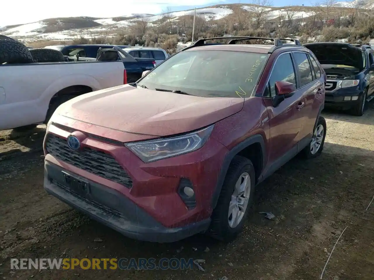 2 Photograph of a damaged car 2T3RWRFVXKW014144 TOYOTA RAV4 2019