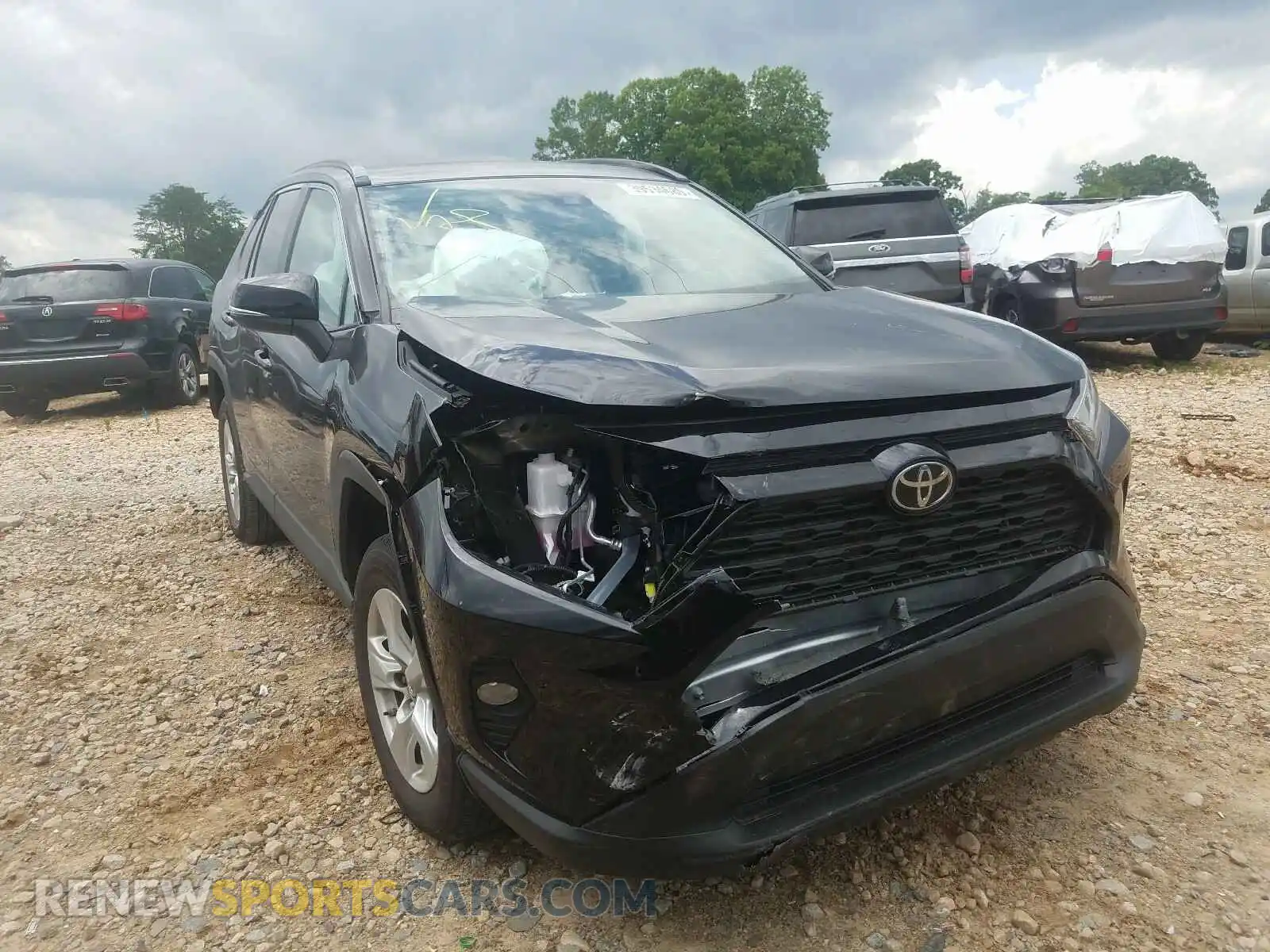 1 Photograph of a damaged car 2T3W1RFV0KC024491 TOYOTA RAV4 2019
